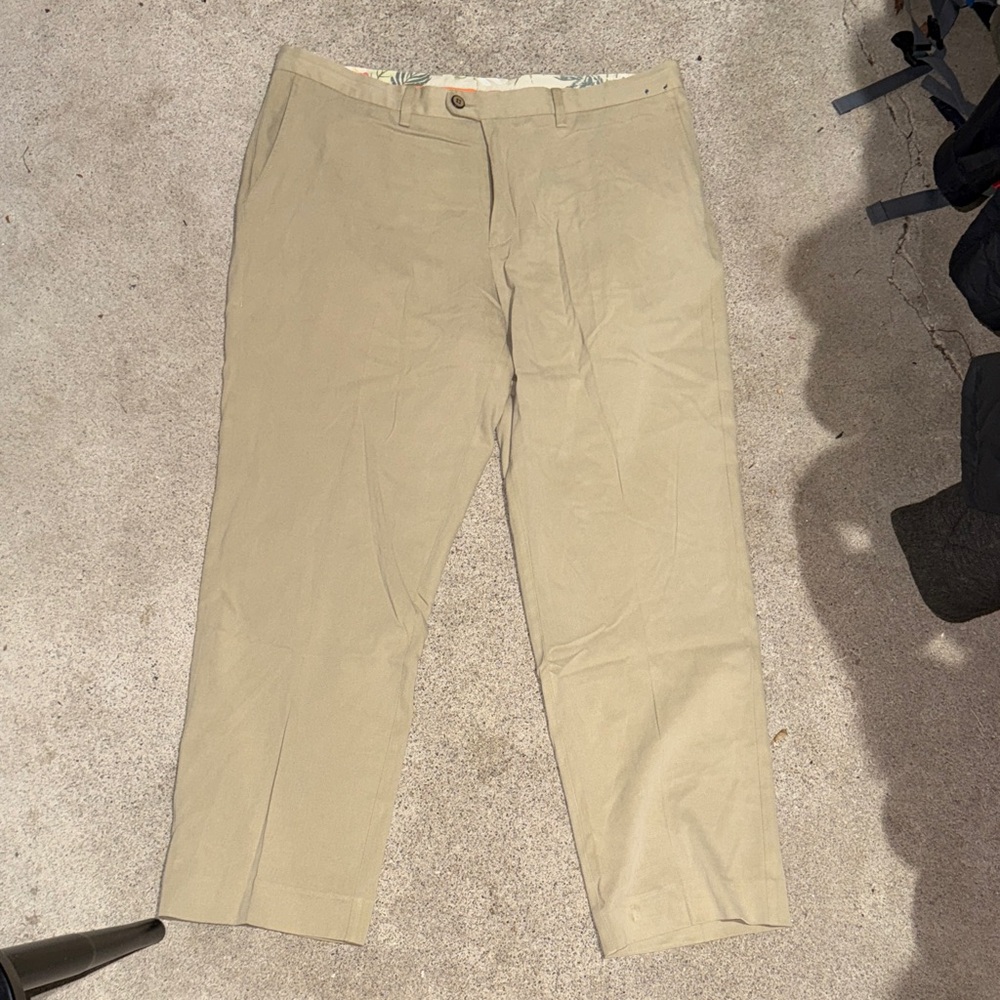 Tommy Bahama Chino Pants